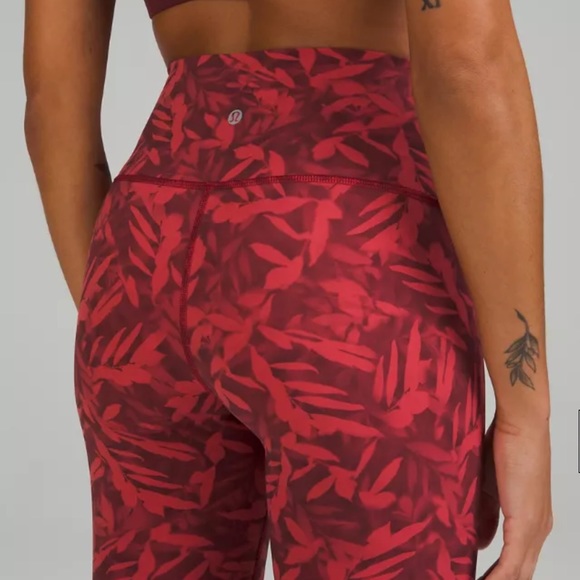 NWT Lululemon Wunder Under HR Tight 25” - Picture 3 of 12